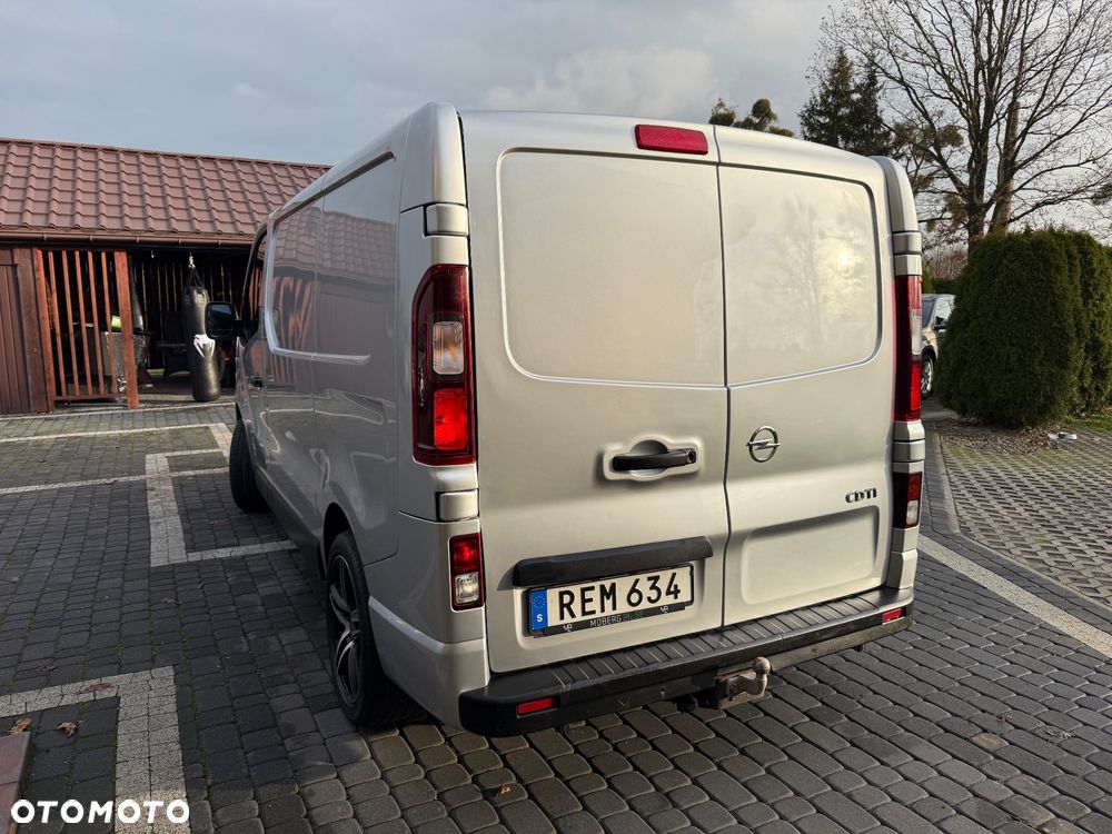 Opel Vivaro - 6