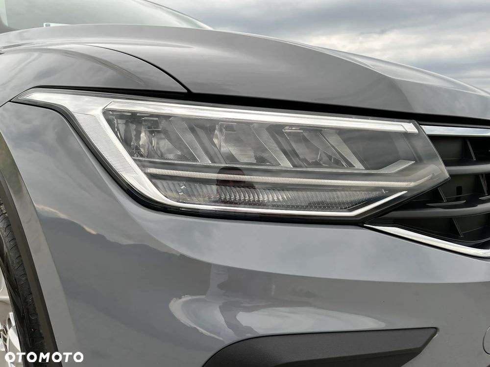 Volkswagen Tiguan 2.0 TSI 4Mot Elegance DSG - 8