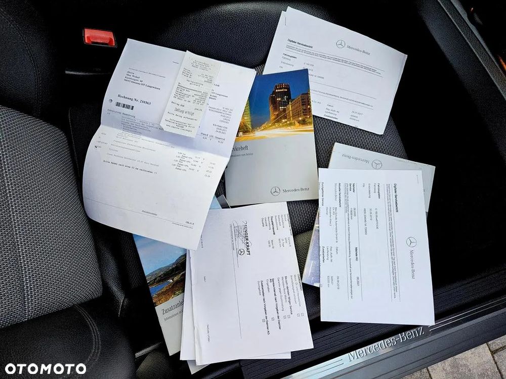 Mercedes-Benz Klasa C 180 BlueEFFICIENCY Avantgarde - 25