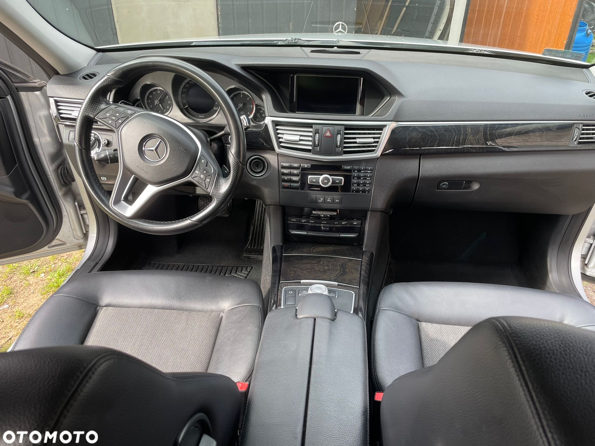 Mercedes-Benz Klasa E 220 T CDI DPF BlueEFFICIENCY 7G-TRONIC Avantgarde - 10