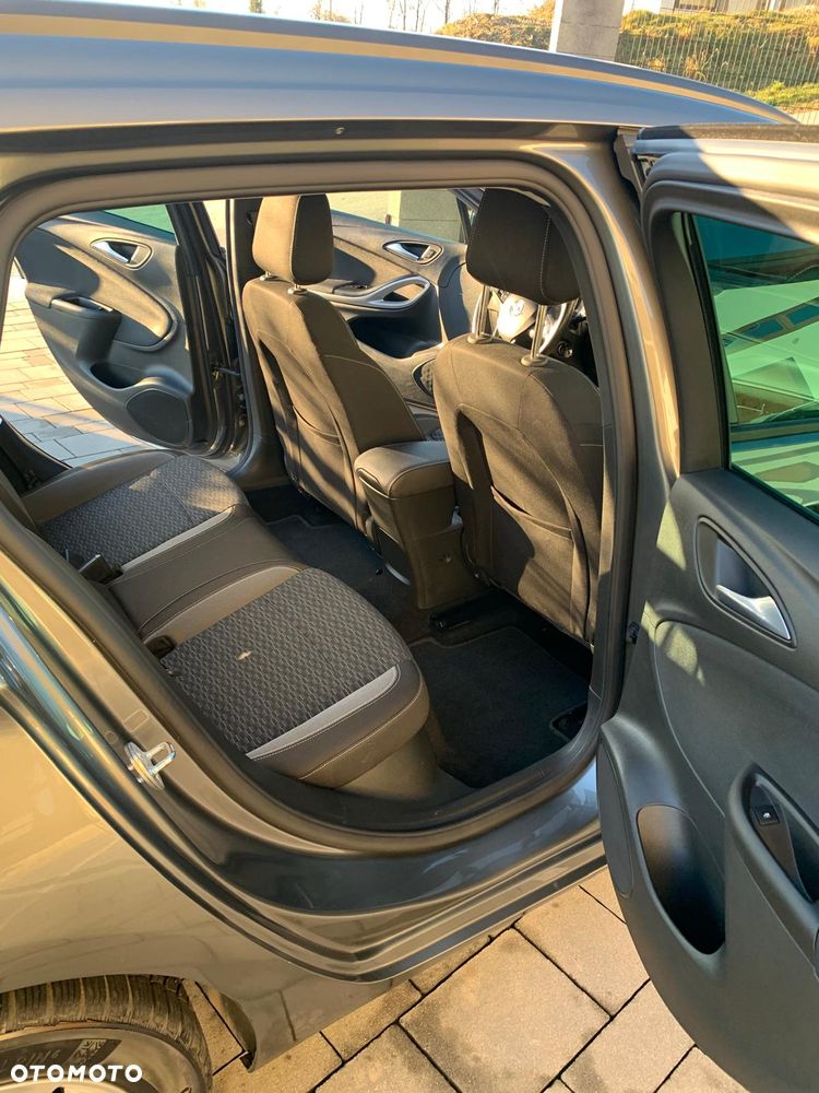 Opel Astra 1.2 T Edition S&S - 15