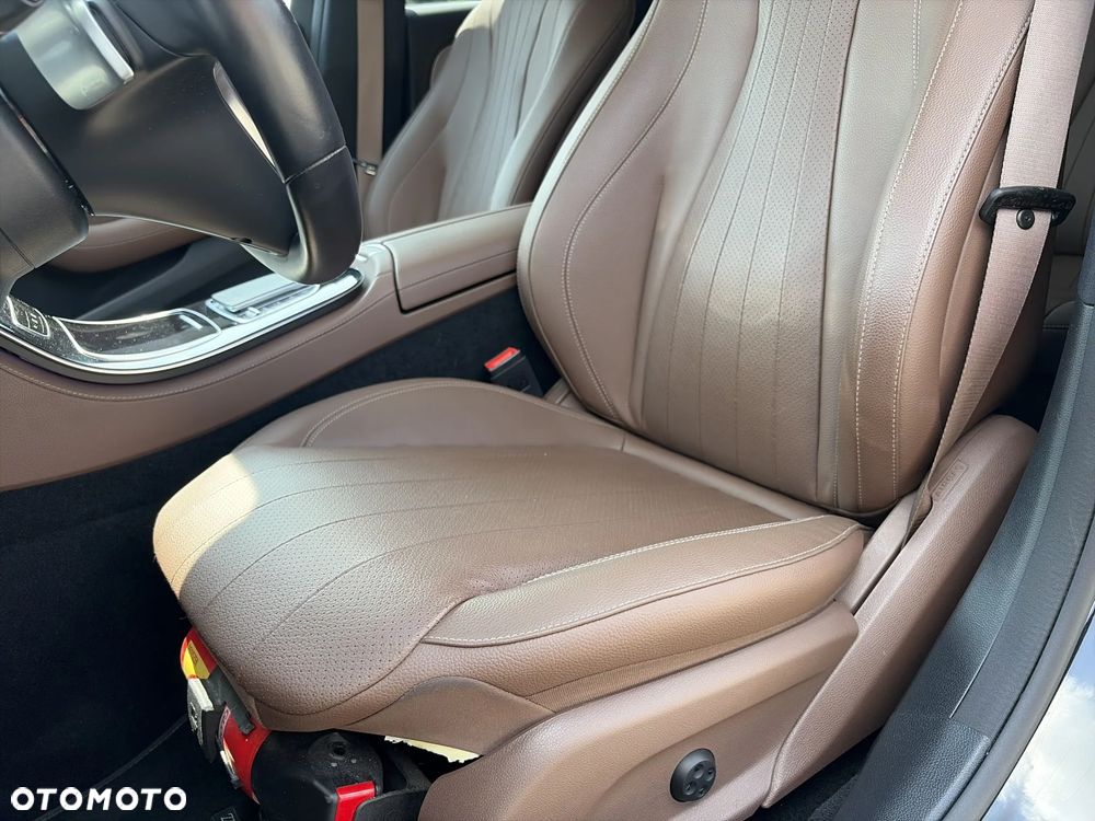 Mercedes-Benz Klasa E 220 d 4-Matic Exclusive - 11