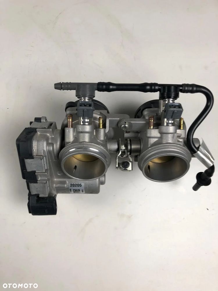 Aprilia RS 660 Tuono 660 20- Przepustnica Wtryski - 4