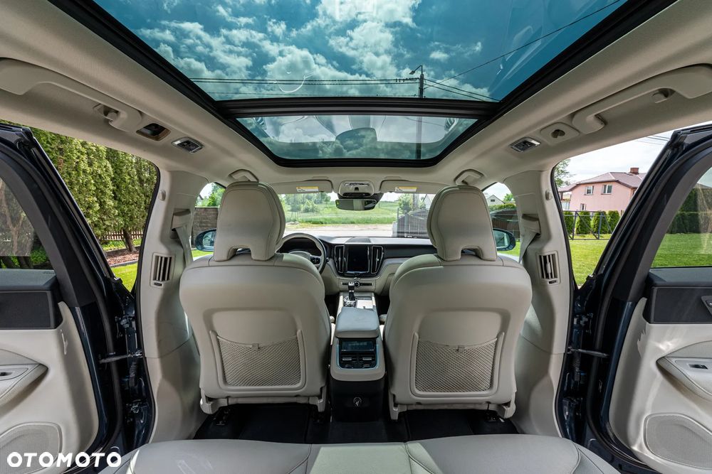 Volvo XC 60 T5 AWD Inscription - 10