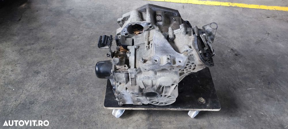 Cutie volkswagen vw golf 6 break DSG 7 cod cutie MGN - 2