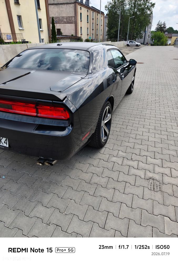 Dodge Challenger - 4