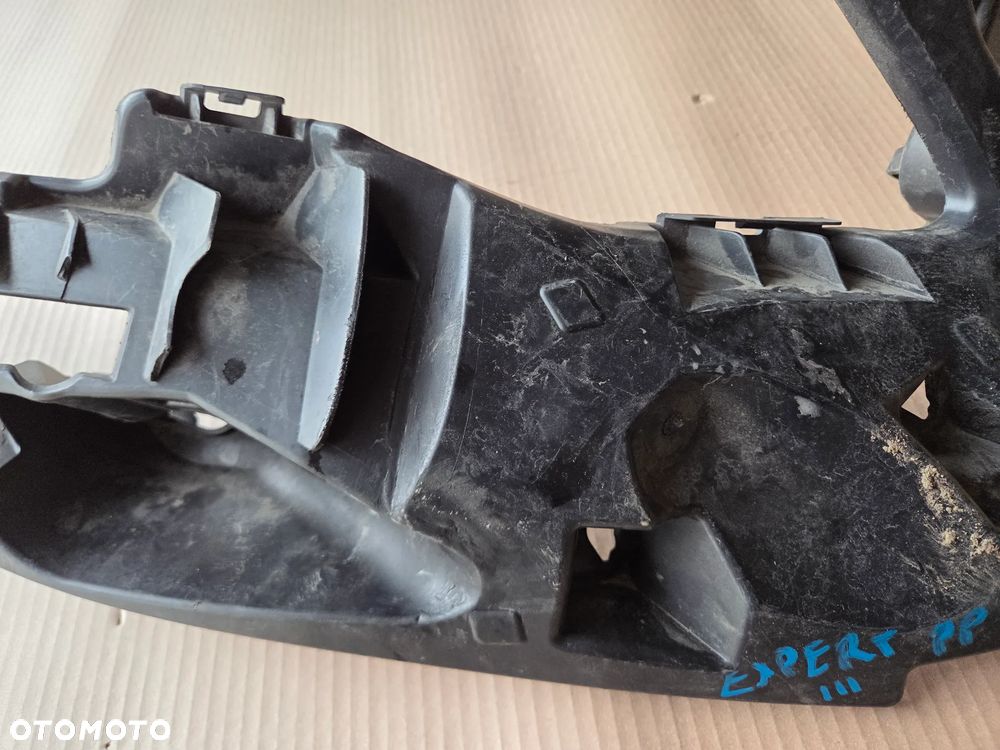 Ślizg mocowanie zderzaka prawy przód Peugeot Expert III  9811842177 - 4