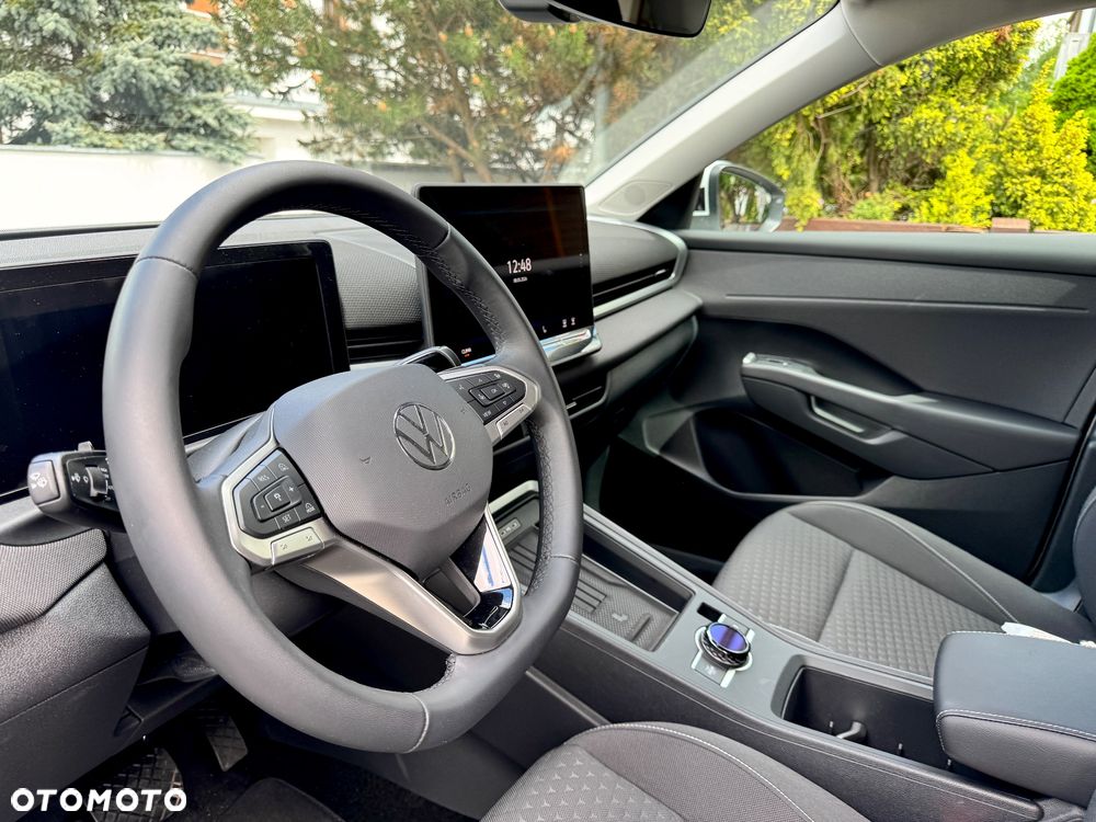 Volkswagen T-Roc 1.5 eTSI Life DSG - 11