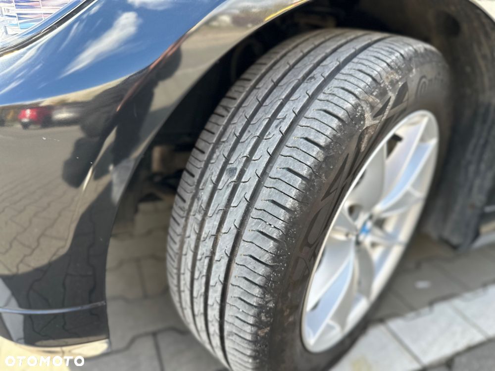 BMW Seria 3 - 16