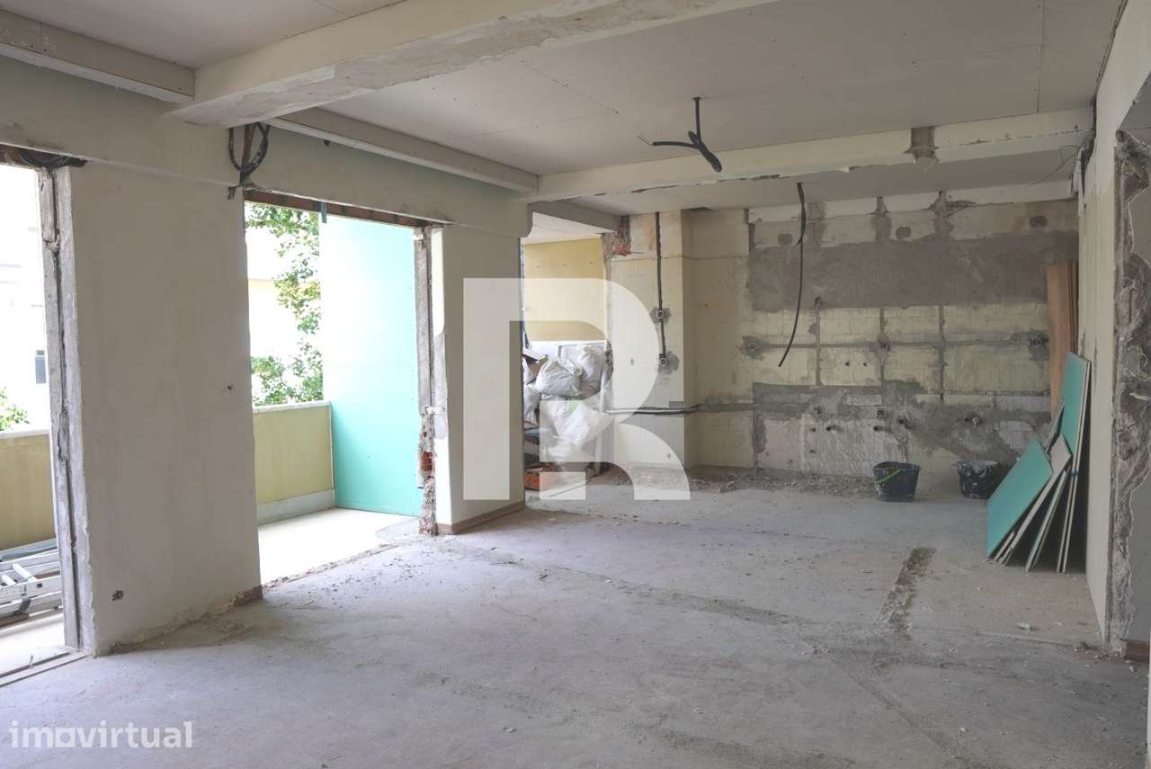 Apartamento T3 totalmente remodelado em Benfica - Grande imagem: 3/16