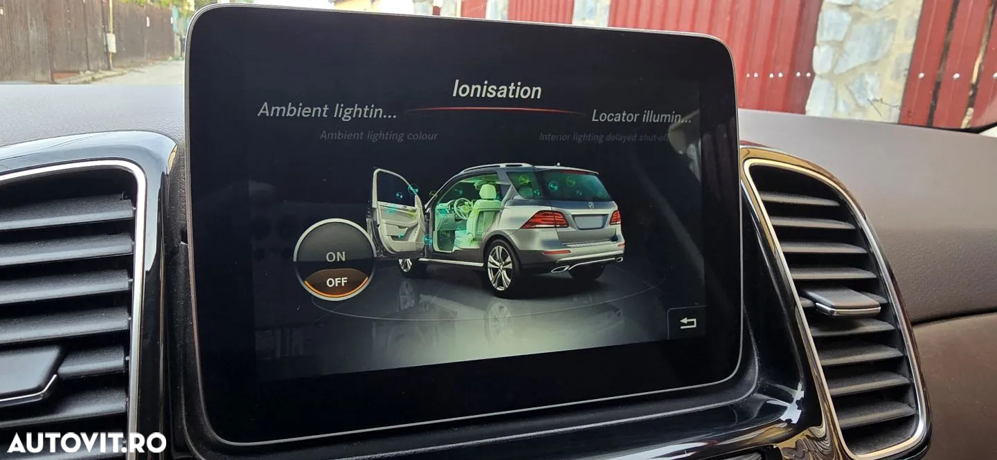 Mercedes-Benz GLE 250 d 4MATIC - 23