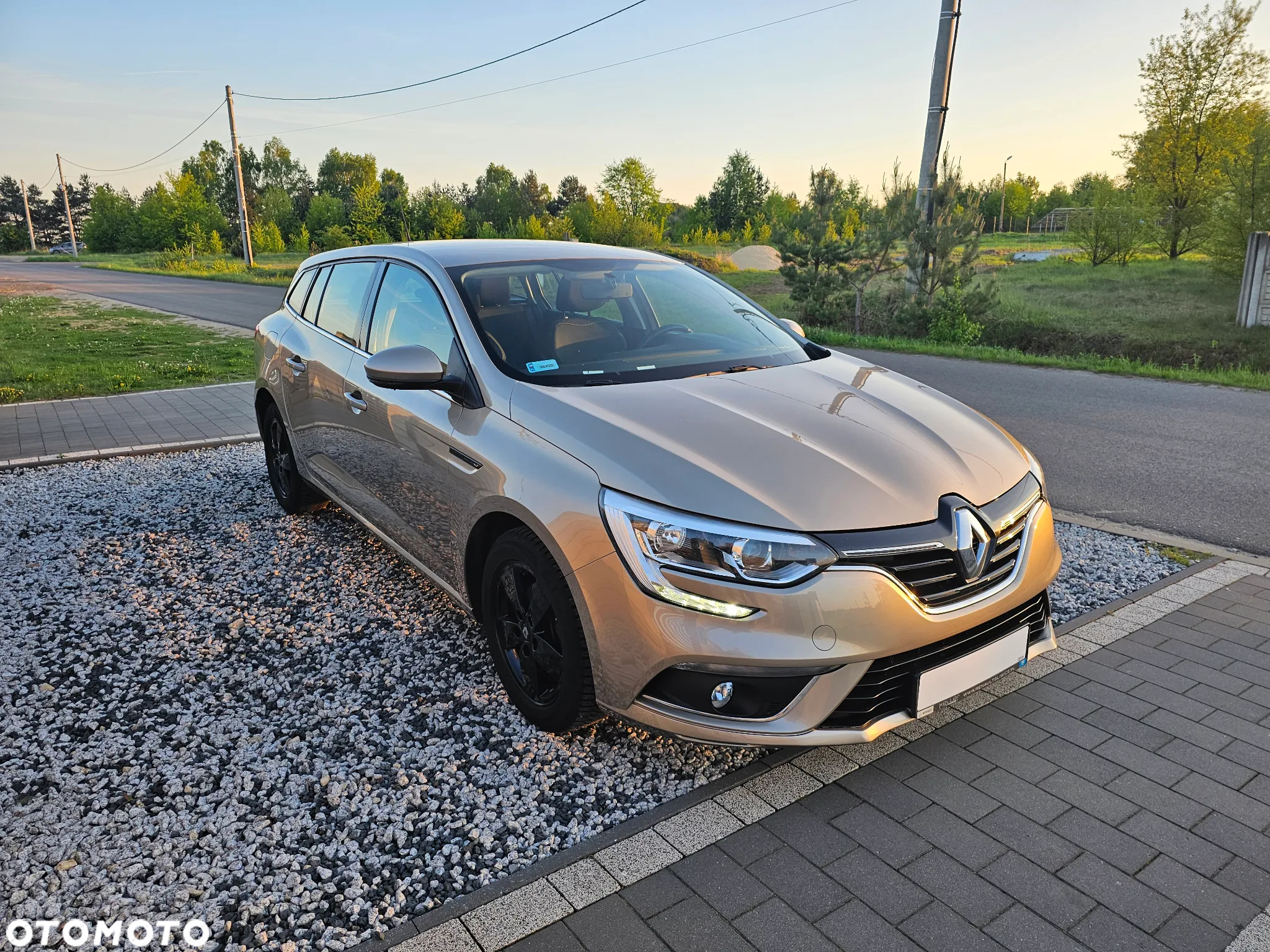 Renault Megane 1.6 SCe Life - 2