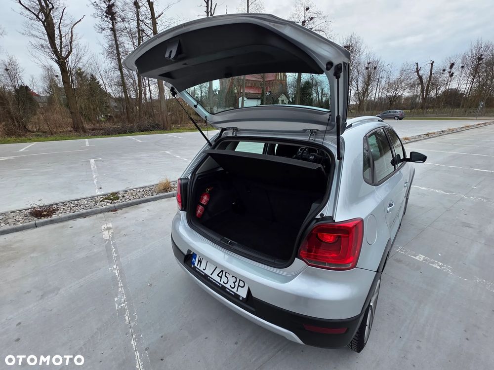 Volkswagen Polo Cross - 9