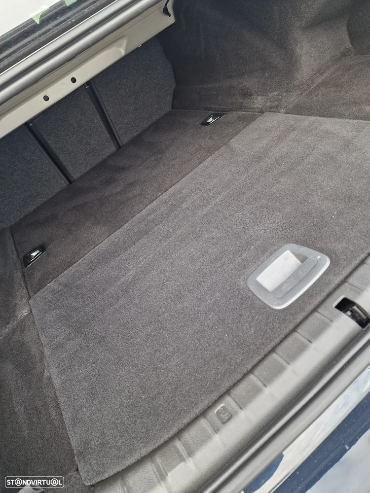 BMW 530 e iPerformance Pack M - 21