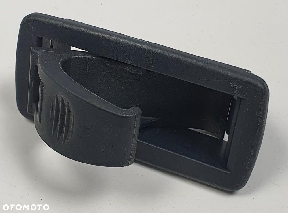 UCHWYT WIESZAK HACZYK MERCEDES W205 - 2