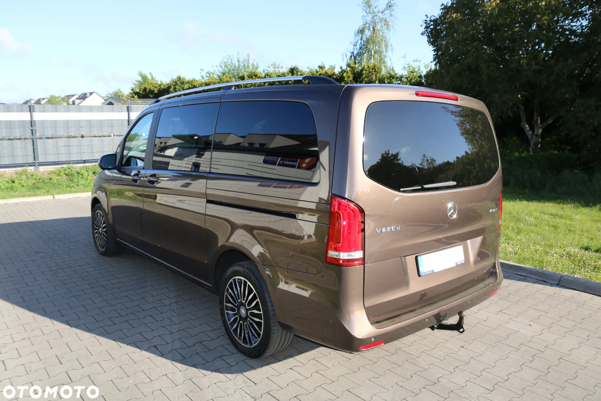 Mercedes-Benz Klasa V 250 d 4-Matic 7G-Tronic (d³ugi) - 4