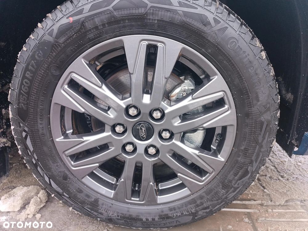 Ford Tourneo Custom 2.0 EcoBlue L2 Titanium - 37