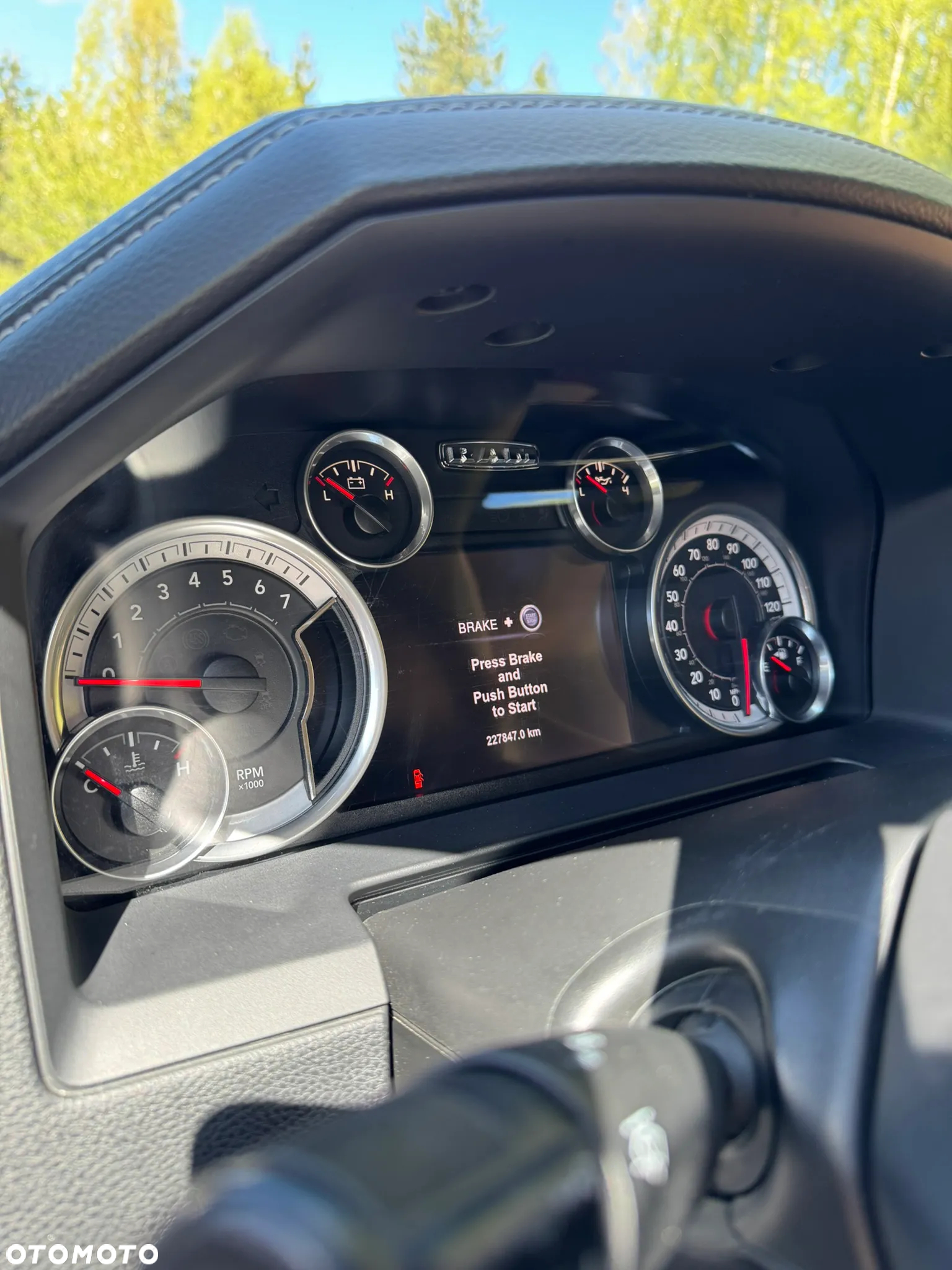 RAM 1500 5.7 Crew Cab Laramie - 22