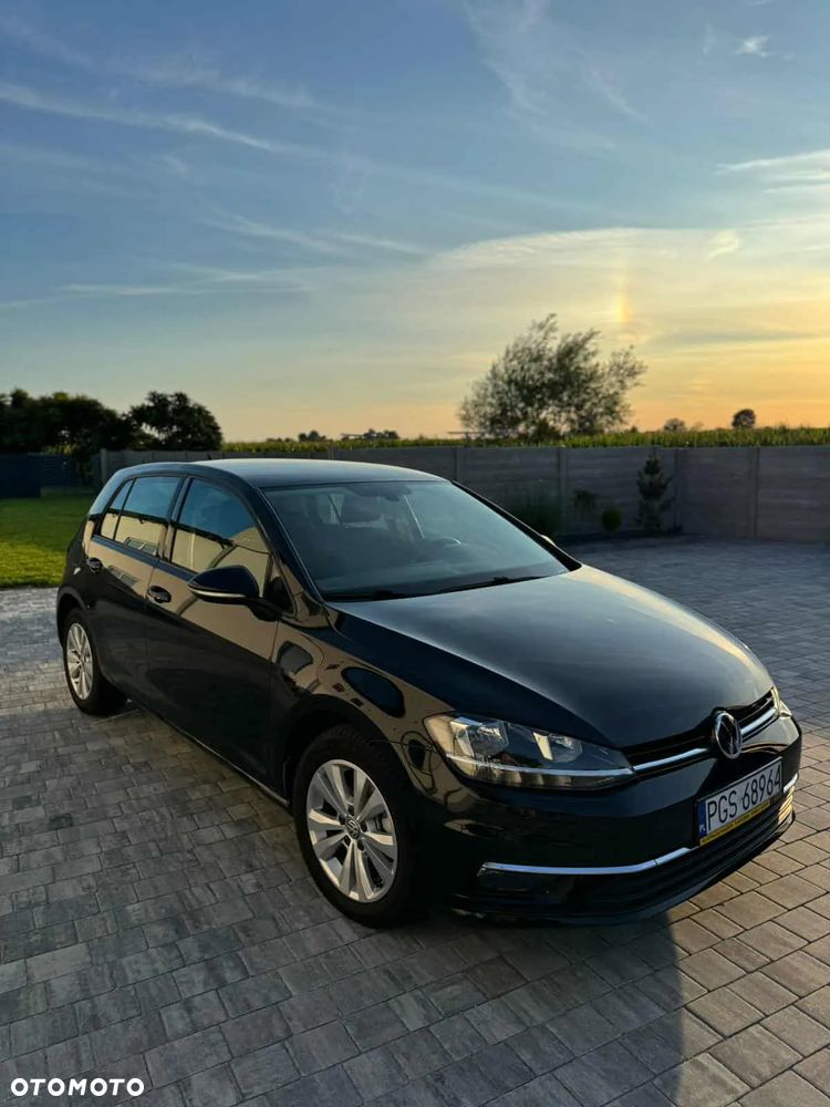 Volkswagen Golf - 5