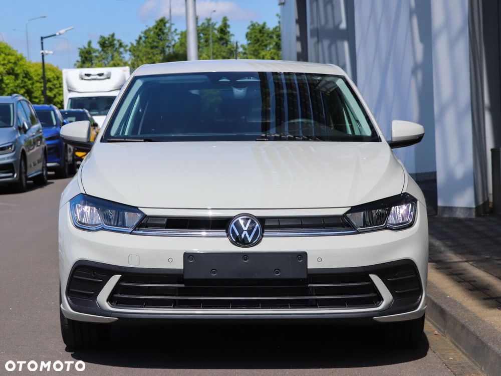Volkswagen Polo - 8