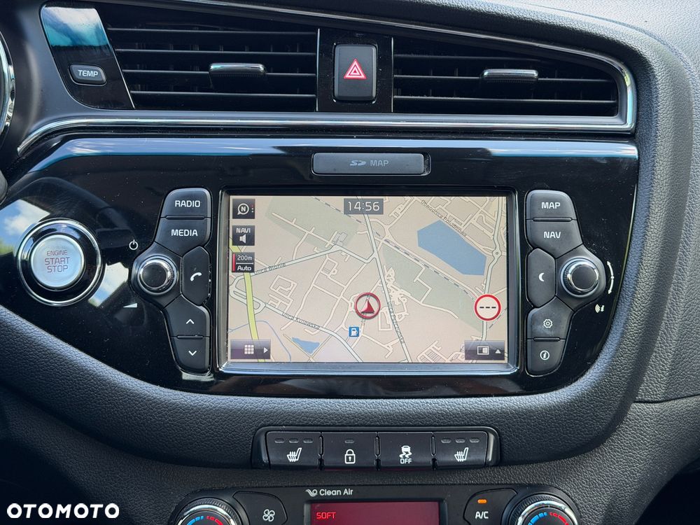 Kia Ceed 1.6 CRDi 136 ISG Platinum Edition - 23
