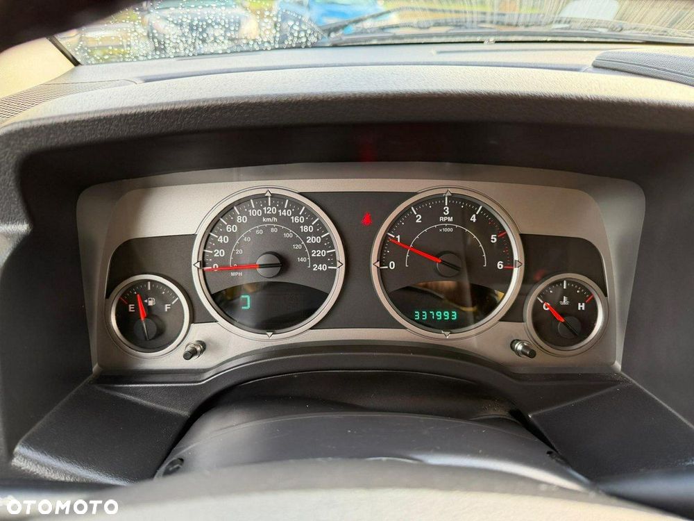 Jeep Compass - 8