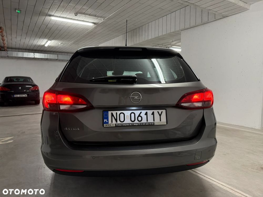 Opel Astra - 2