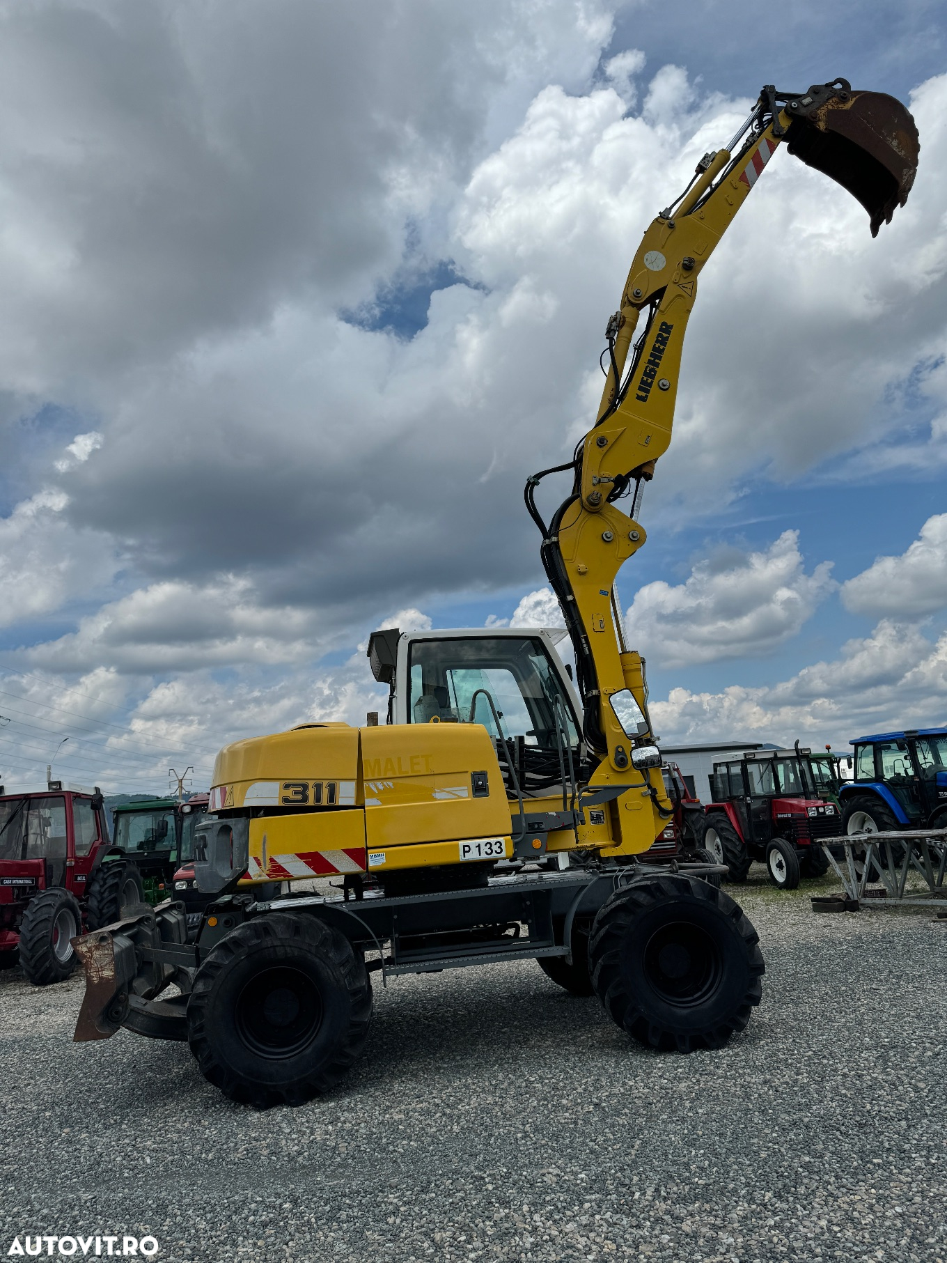 Liebherr A 311 - 4
