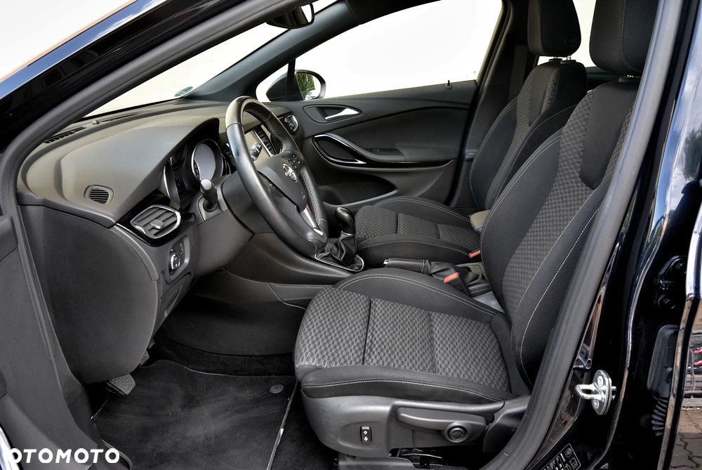 Opel Astra 1.4 Turbo Start/Stop Dynamic - 23