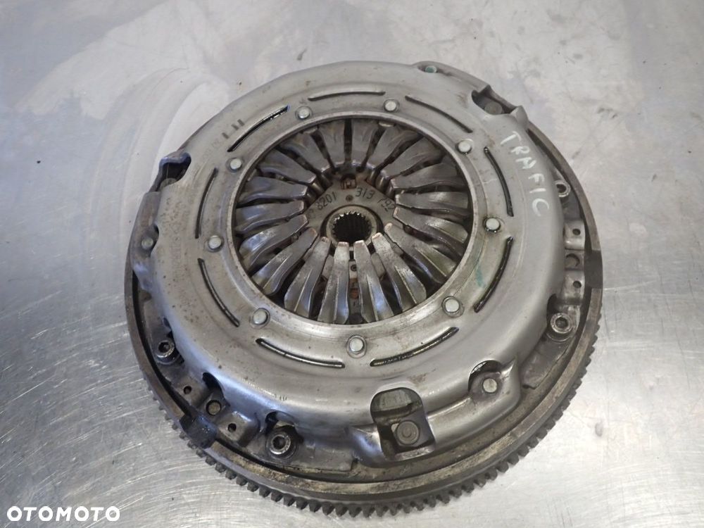 SPRZĘGŁO KPL RENAULT TRAFIC II 2.0 DCI  8200474648