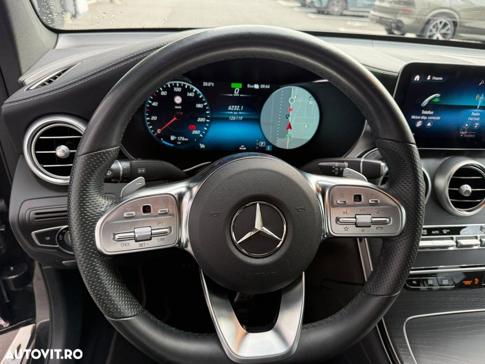 Mercedes-Benz GLC Coupe 300 e 4MATIC PHEV - 10