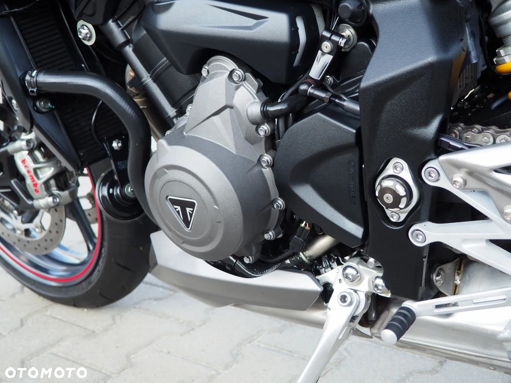 Triumph Street Triple - 19