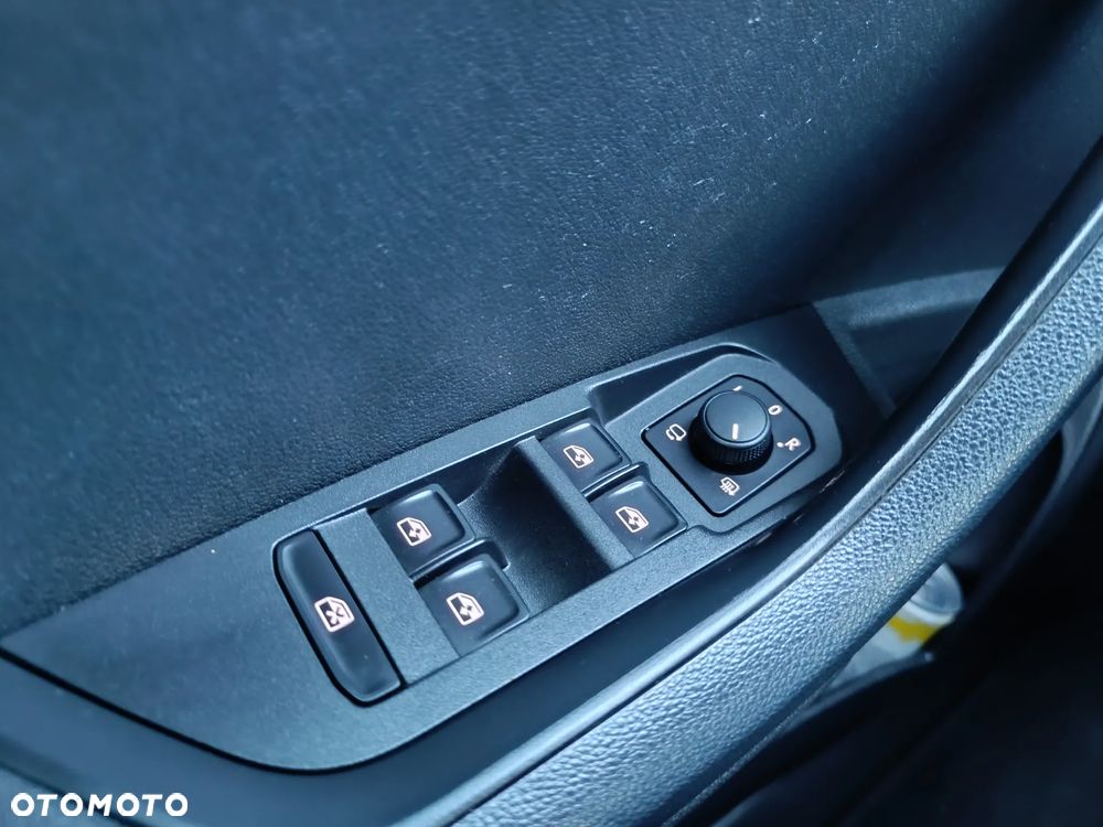 Skoda Karoq 1.5 TSI ACT Sportline - 10