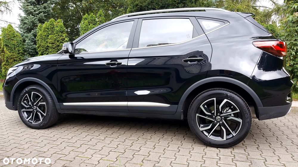MG ZS - 5