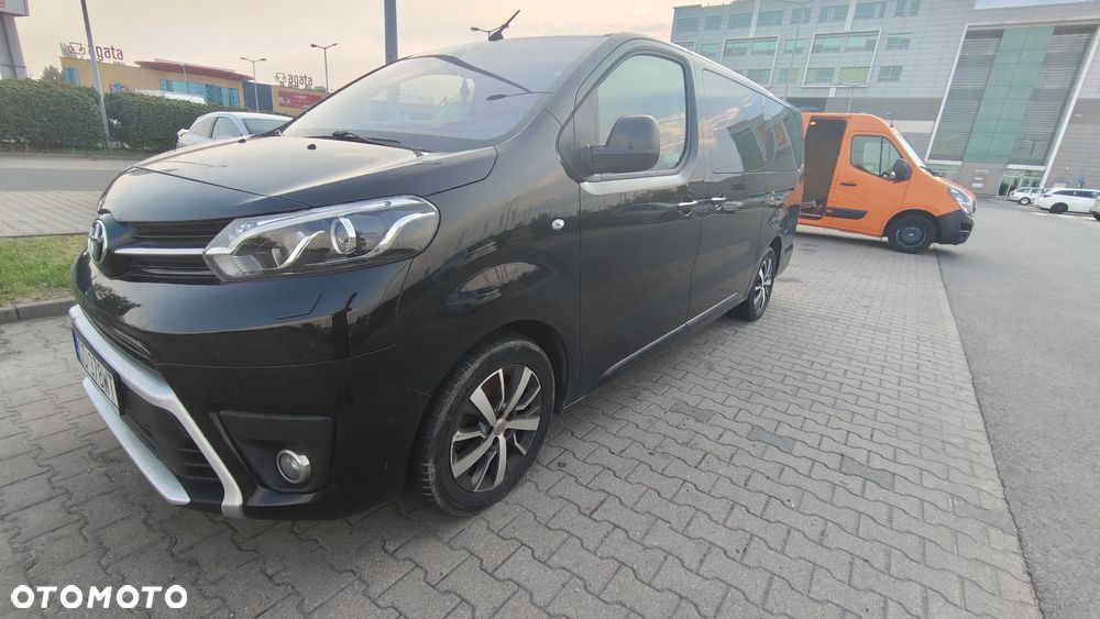 Toyota ProAce Kombi D-4D Long 2,8t - 4