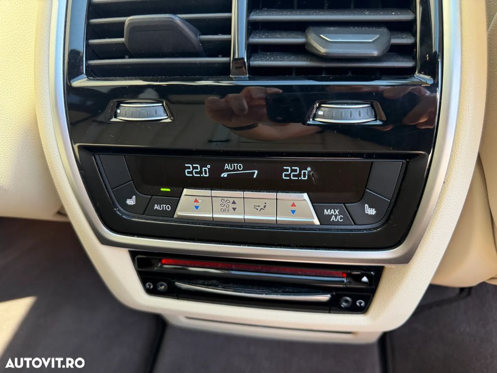 BMW X5 xDrive40i - 15