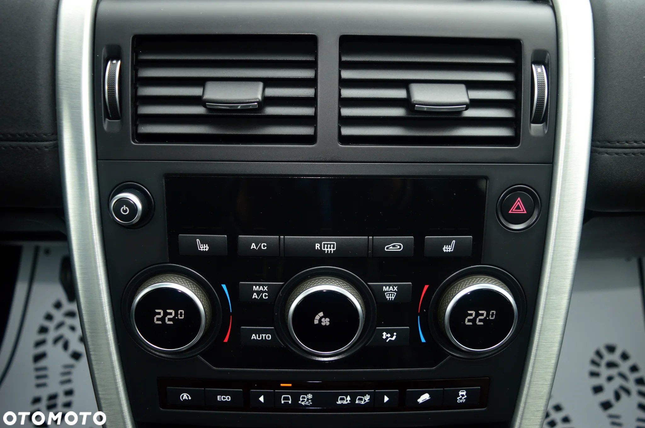 Land Rover Discovery Sport - 21