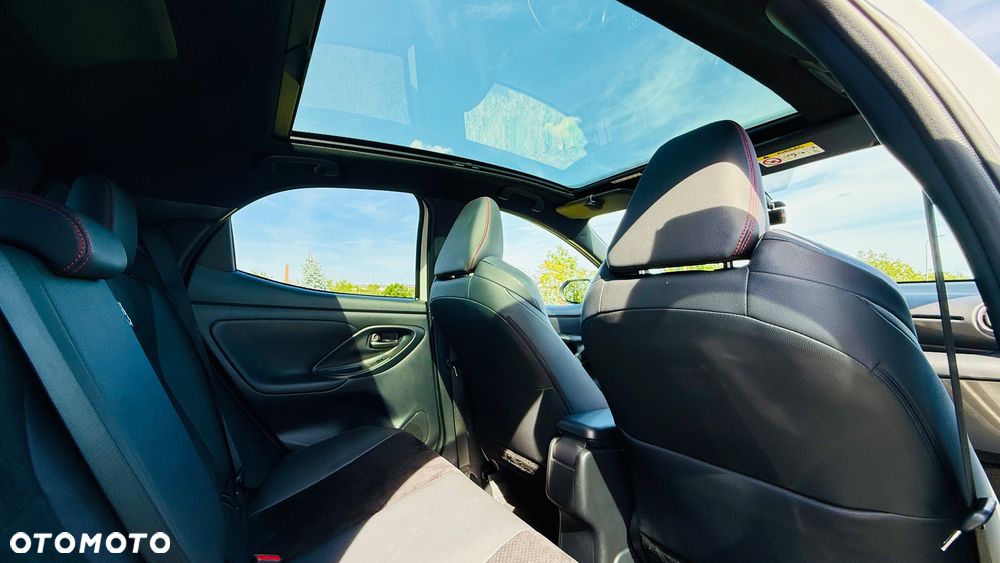 Toyota Yaris - 23