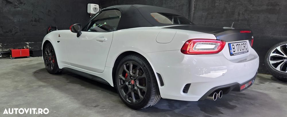 Abarth 124 Spider - 6