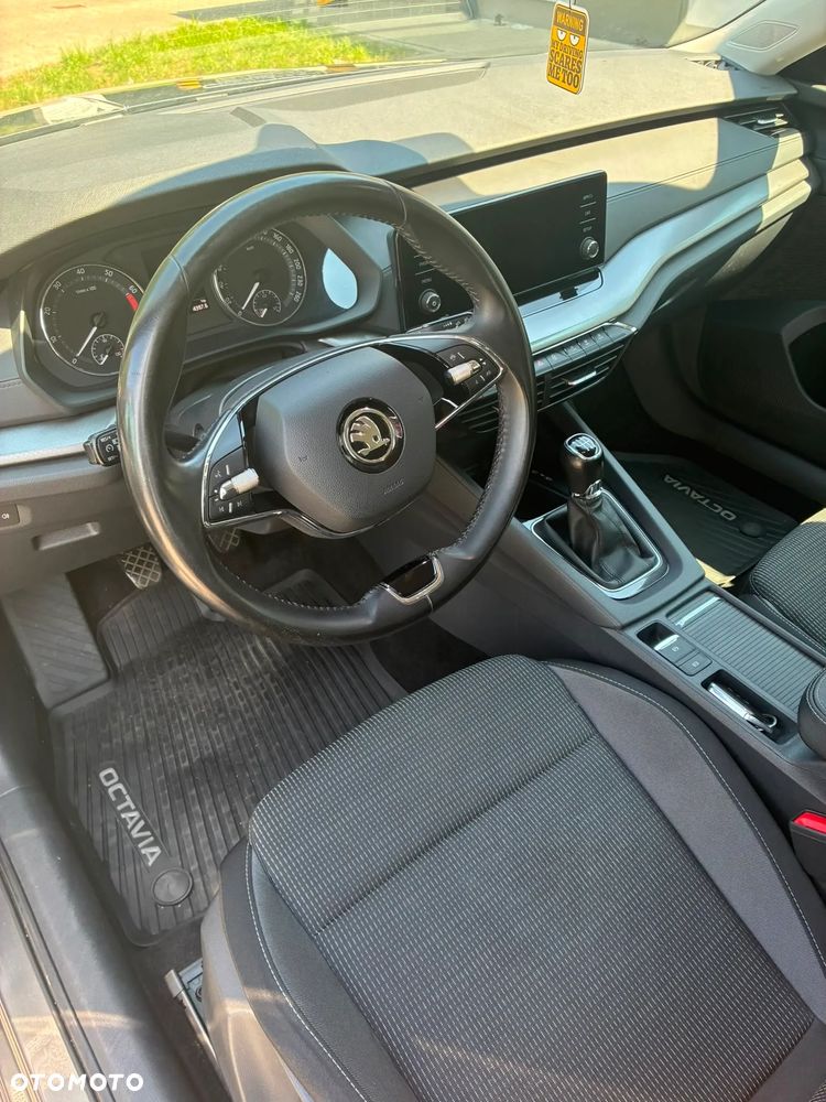 Skoda Octavia 1.5 TSI ACT Ambition - 8