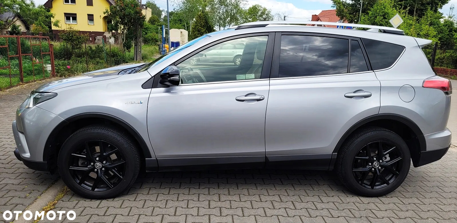 Toyota RAV4 - 2