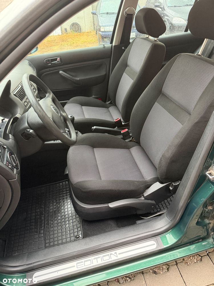 Volkswagen Golf 1.9 TDI Comfortline - 12