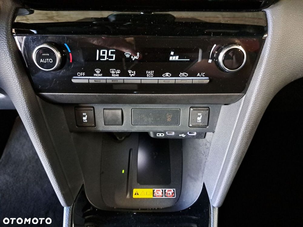 Toyota Yaris Cross Hybrid 1.5 Style - 26