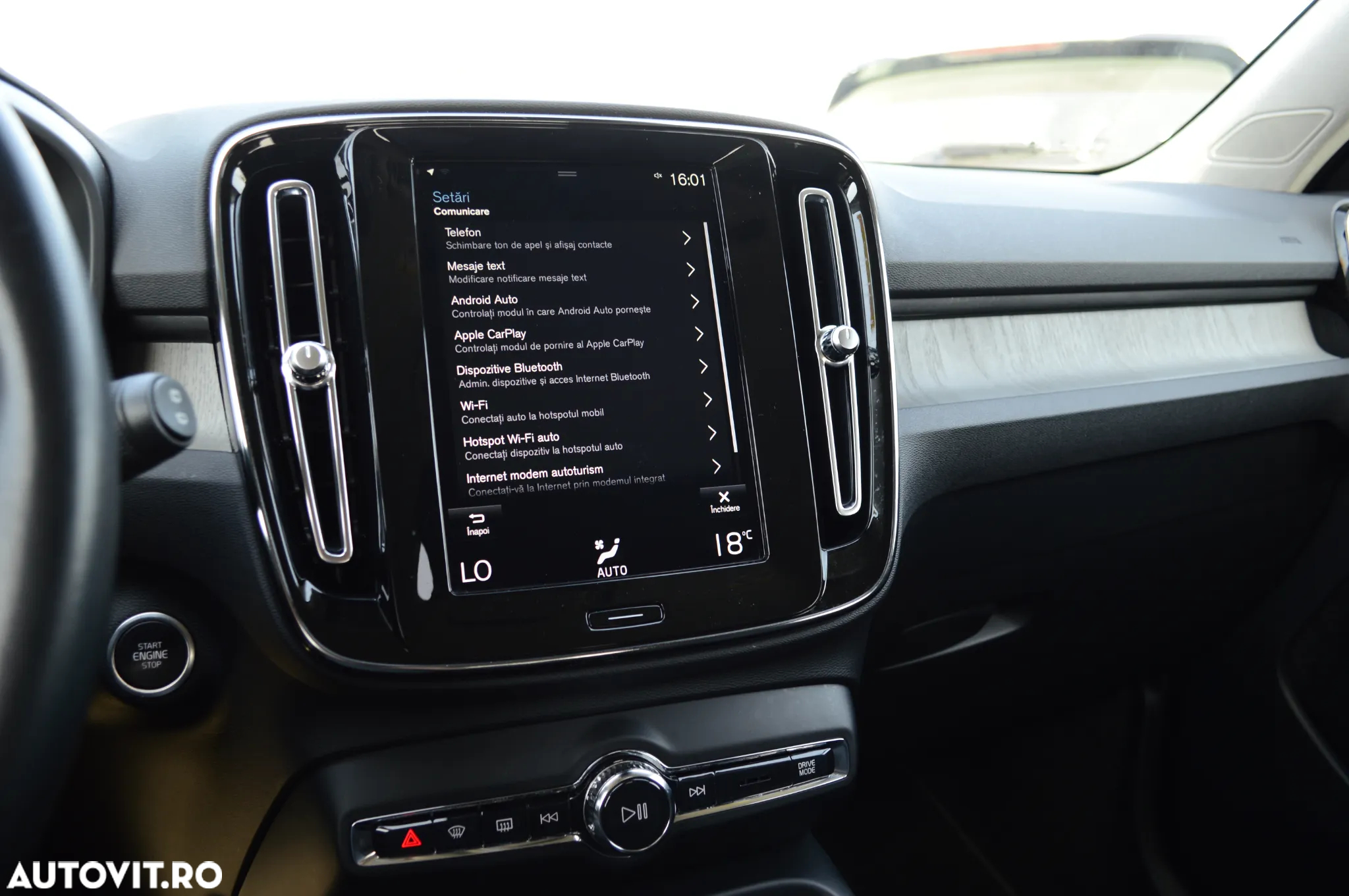 Volvo XC 40 Recharge T5 Twin Engine AT7 Inscription Expression - 28