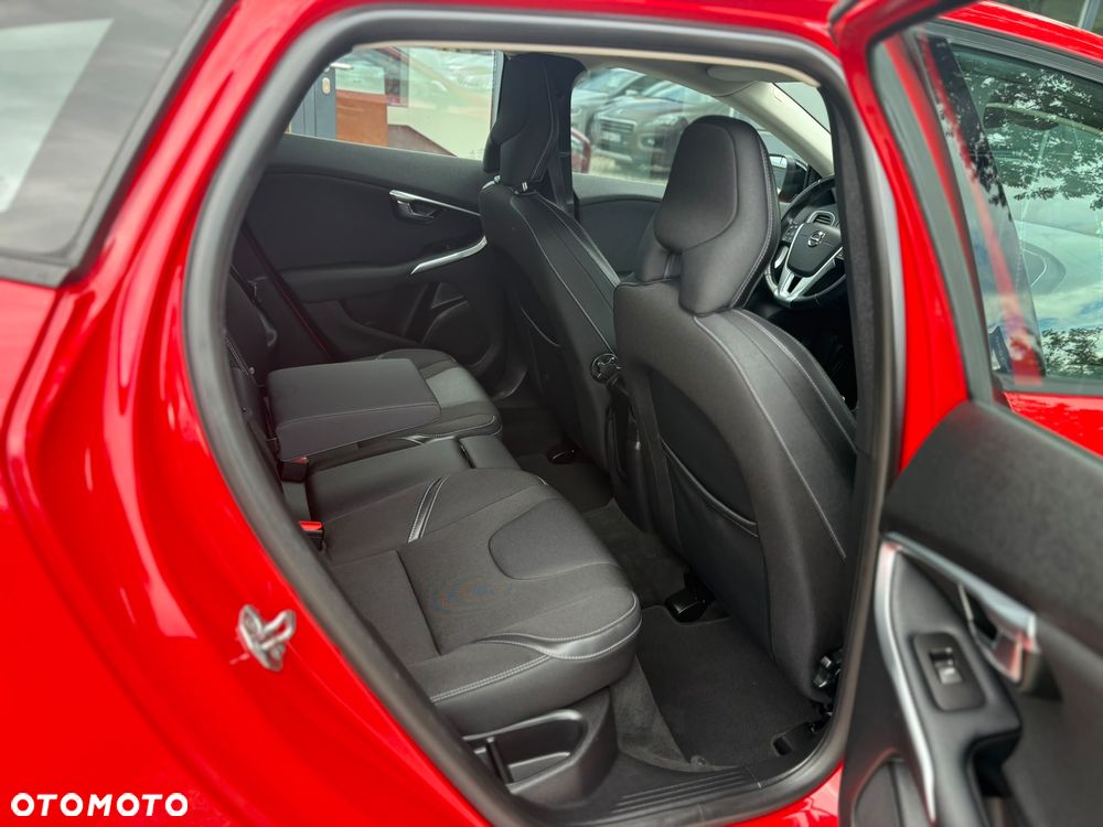 Volvo V40 D2 Kinetic - 14
