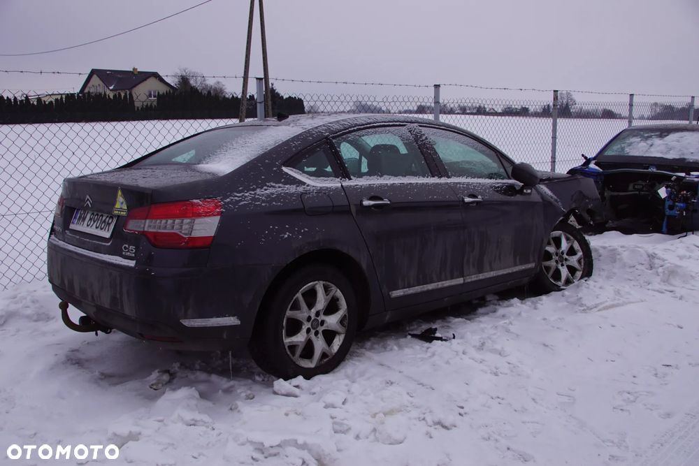 Auto na części - Citroen C5 II X7 Lift 2.0 HDI 163 KM RH02 20GF13 EEH 2011R Silnik Skrzynia Drzwi Klapa Zderzak Błotnik Lampa Lusterko Szyba Klamka Deska Kokpit Sterownik Moduł Czujnik Licznik Wyświetlacz Panel Kierownica - 4