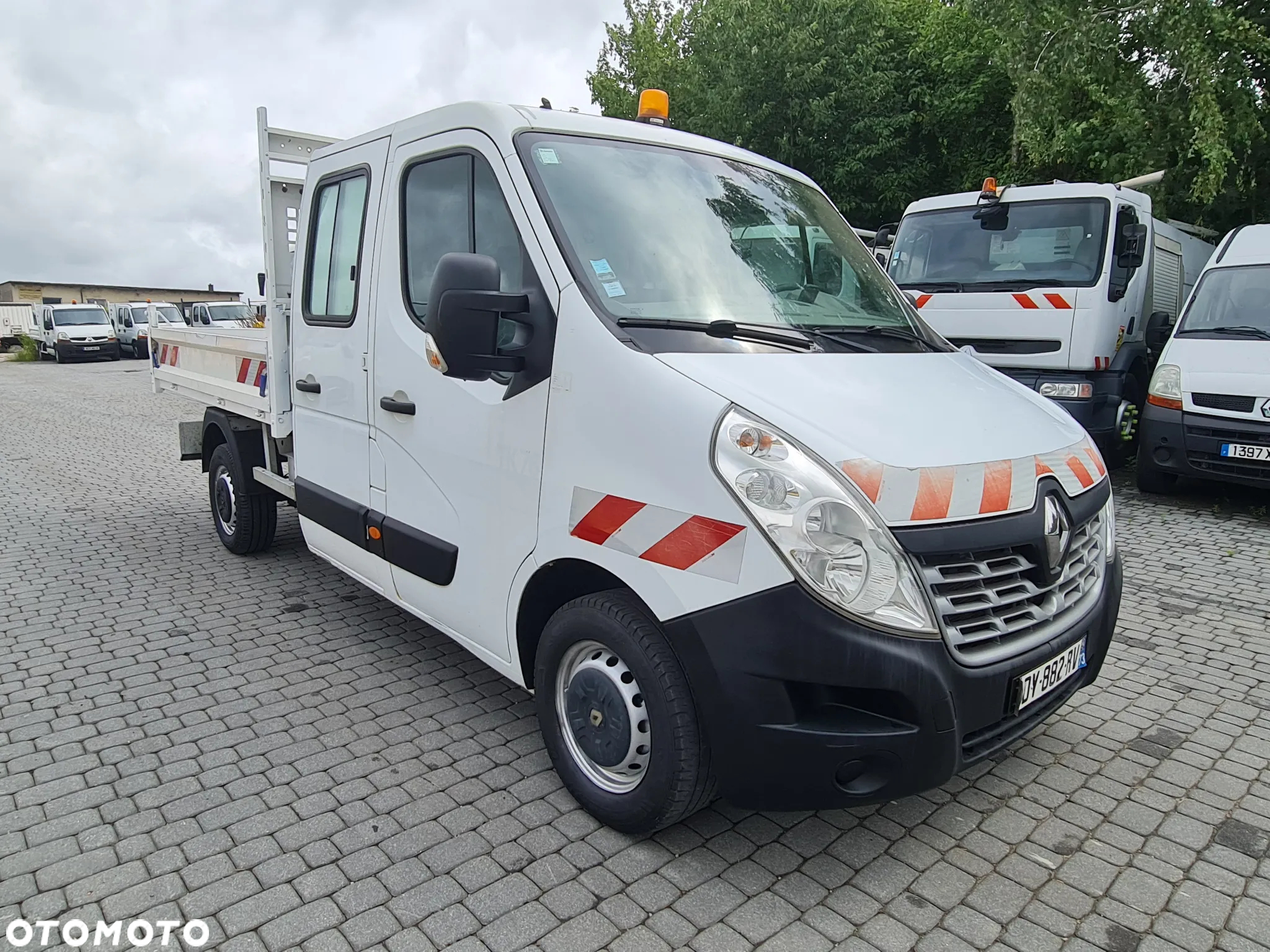 Renault Master Wywrotka 2016 r. Klima Brygadówka LIFT - 9
