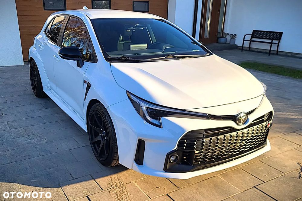 Toyota GR Corolla - 18