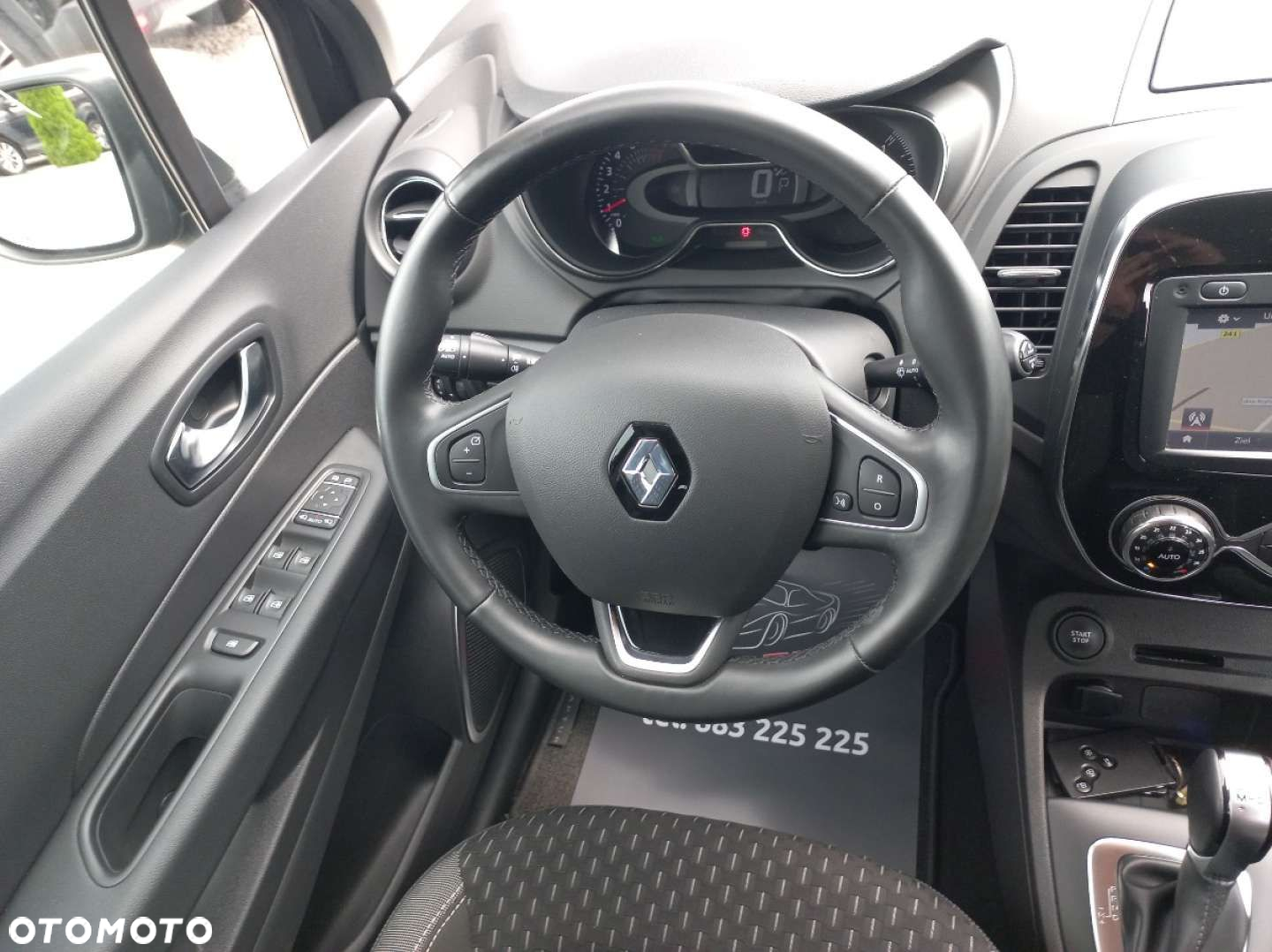 Renault Captur - 21