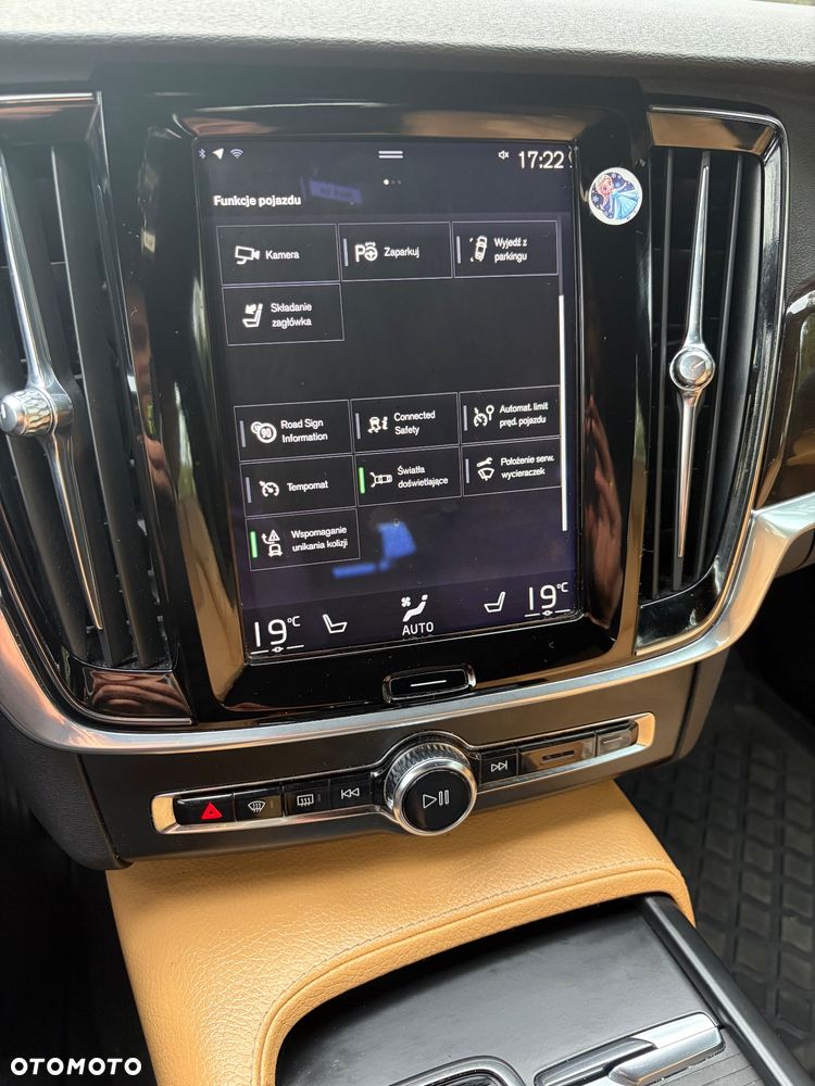 Volvo V90 D4 Geartronic Momentum Pro - 10